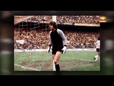 The serious injury suffered by Jorge D'Alessandro. Athletic Club 3 UD Salamanca 1 (League 1977-78)