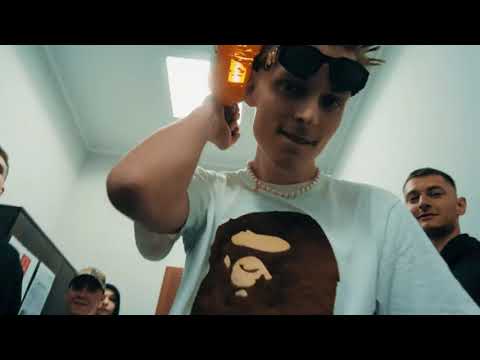 Kizo ft. OKI - POGO  ale to Applause