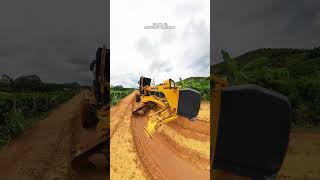 Como andar somente com uma roda com uma motoniveladora?#dicasparainiciantes  #heavymachines #shorts