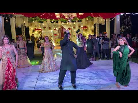 Titlian | Amazing Pakistani Wedding Dance