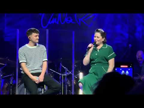 AnNa R. & Marcus Danninger von Zweikanalton - Augen zu (live)