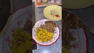 As vezes  não é tristeza é só falta de um arroz com banana😋 #vidanasuíça #receitas #shorts