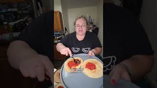 Spinach & Mozzarella Pita Pizzas #lowcalorie #dinner #easyrecipe #pennypincher #momof3