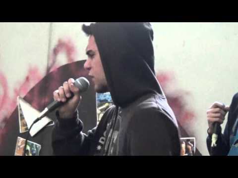 MERCAM - SONRISAS FALSAS (DIRECTO)