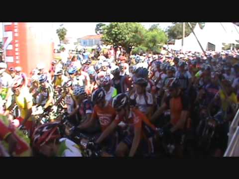 Largada GP Ravellli 2010 Categoria Pró (50 Km)