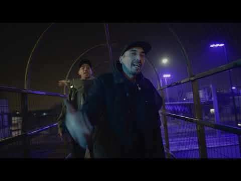 Matiah Chinaski - Bufalo Dit - Terrible / En Blanco.