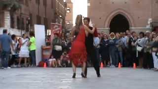 Luca e Giulia dei Los Rumberos: Bachata Monchy Y Alexandra Hasta El Final a Ferrara, 19/09/2014