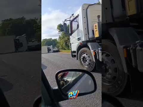 (( TRAGÉDIA EM MINAS )) Mãe e filha MORREM em acidente na BR-265 entre Santana da Vargem  MG