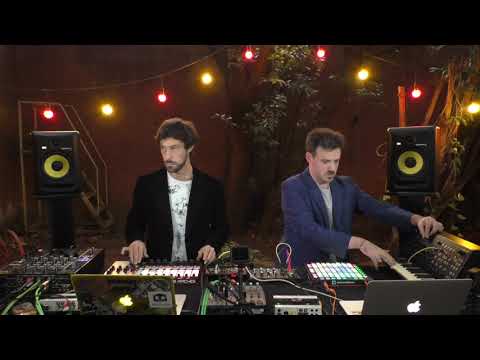 Los Cabra goes live with Ableton + Synths for Arjaus & Dj Mag