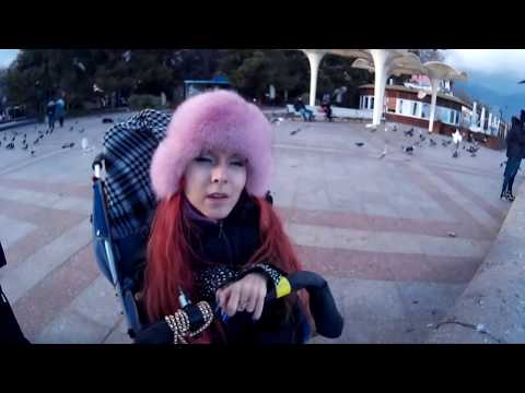 Погода в Ялте зимой \ Прогулка к морю