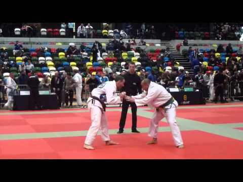 Susej Pontes vs Pedro Garcia - IBJJF London Winter Open 2015 - Brown Master 2