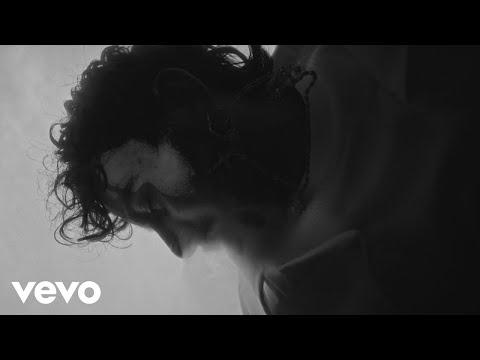 AIELLO - PARADISO (Official Video)