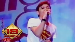 Download lagu Ungu - Melayang (Live Konser Solo 18 September 2006) mp3