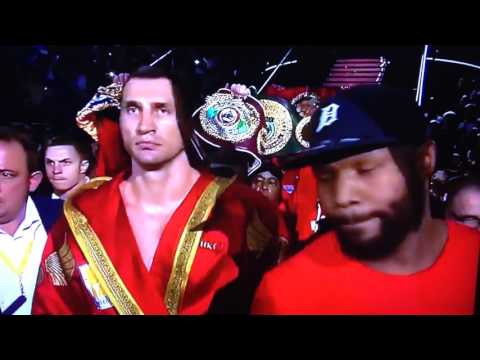 Wladimir Klitschko’s entrance vs Alexander Povetkin