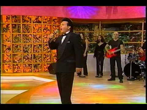 download lagu mp3 mp4 Elvis Presley Jr Singing, download lagu Elvis Presley Jr Singing gratis, unduh video klip Elvis Presley Jr Singing