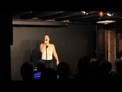 Caroline Weiss Crazy Date