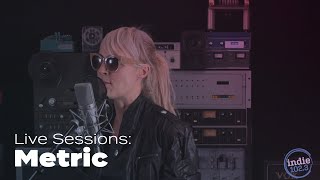 Metric performs throwback "Twilight Galaxy"
