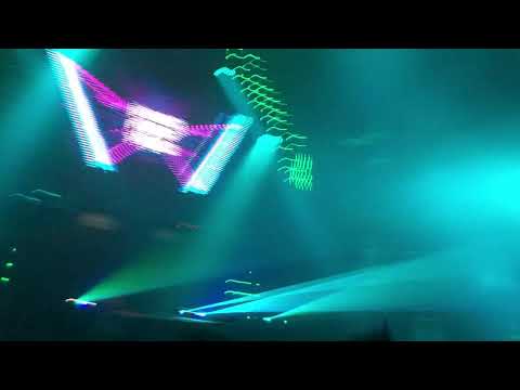 Paul Van Dyk @ Shine - Marco V & Rafael Osmo vs. Wright & Davids - 20 000 Everything