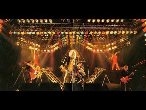 Iron Maiden (live Hammersmith, 1982) [COMPLETE CONCERT] online metal music video by IRON MAIDEN
