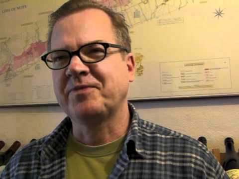 download lagu mp3 mp4 Eieio Wine, download lagu Eieio Wine gratis, unduh video klip Eieio Wine