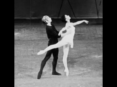 'Symphonic Variations' - Fragment of Margot Fonteyn and Rudolph Nureyev Rehearsing the Ballet (1962)