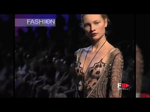 Vintage in Pills BLUMARINE Spring 2006 - Fashion Channel