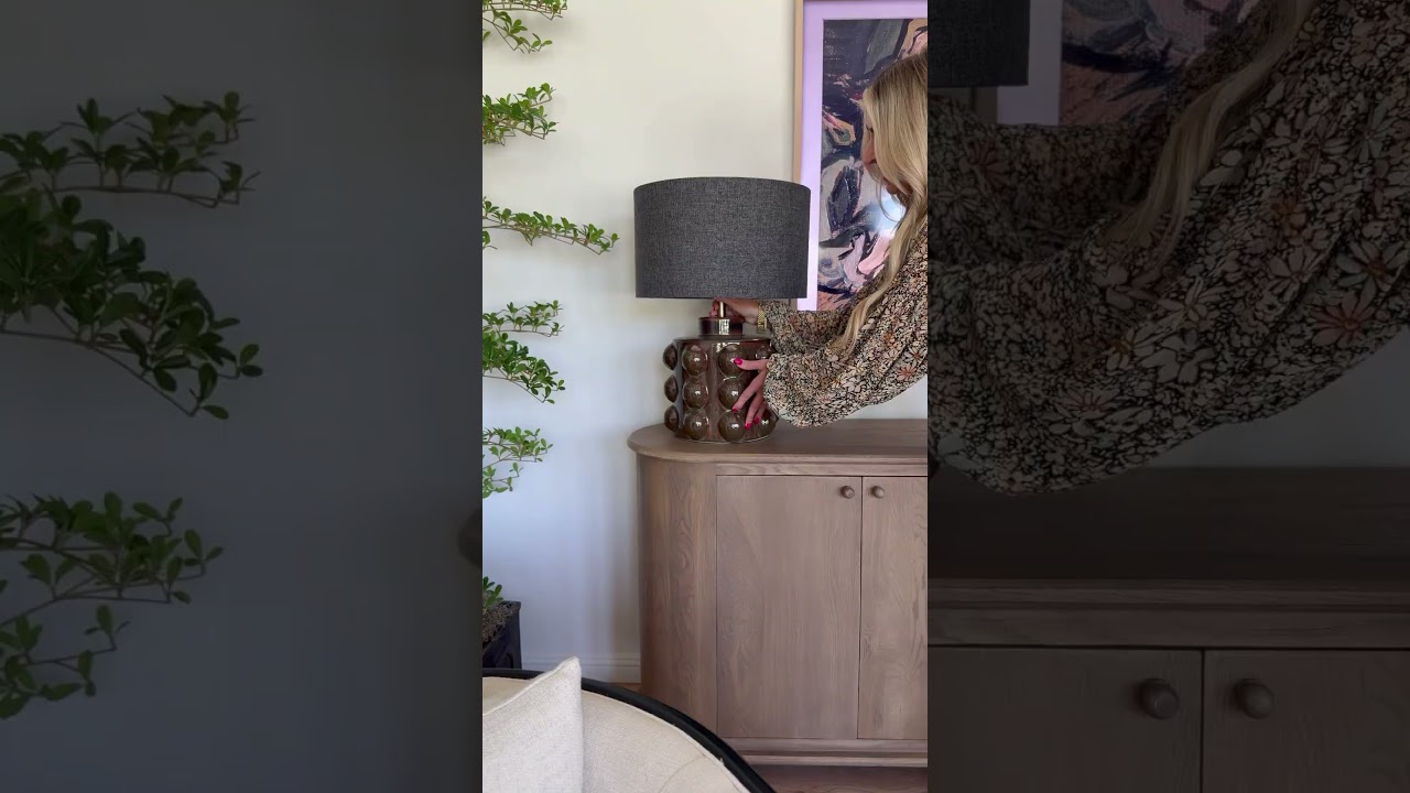 Living room console table styling! ✨Links are in my LTK! #interiordesign #homedecor