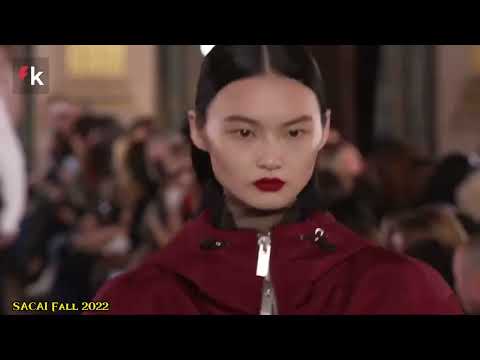 Chinese Super Model CongHe 2022 Fall Winter Runway Collection.