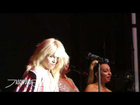 Carly Rae Jepsen - This Love Isn't Crazy [HD] LIVE ACL Fest 10/7/2022