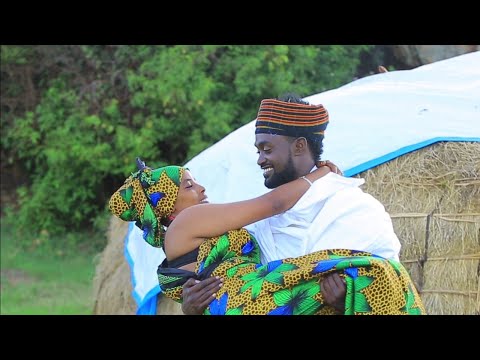 Obsituu Diimaa - Yaabal'aan Laaf Seenaa - Ethiopian Oromo Music 2020 [Official Video]