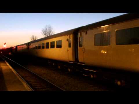 97301 and 37261 at Leamington.WMV