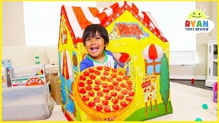 Ryan Drive Thru Pretend Play with Pizza Cooking Restaurant Playhouse!!!