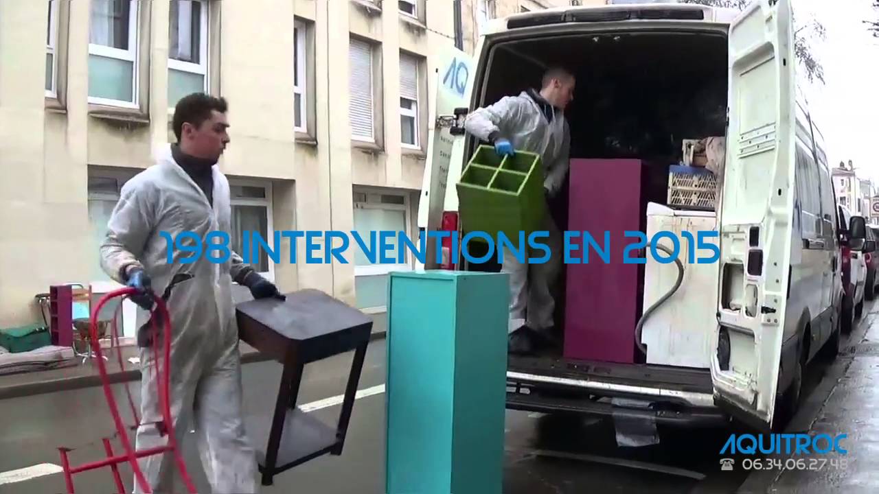 Vidéo Aquitroc : vidage et nettoyage d'un appartement à La Rochelle