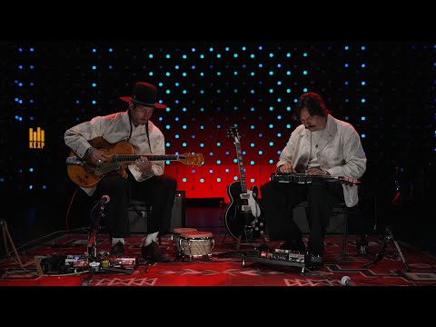 Hermanos Gutiérrez - Full Performance (Live on KEXP)