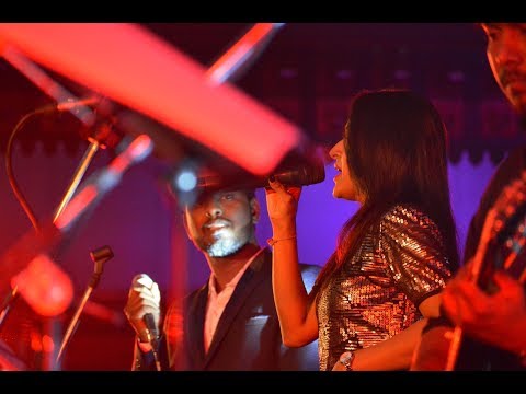 Neha Rudra Bollywood Mashup (Cover) | LIVE | Kathmandu | Neha Rudra- The Band