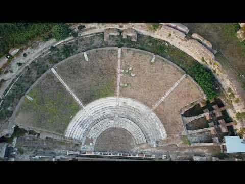 The spectacular theater of Sessa Aurunca