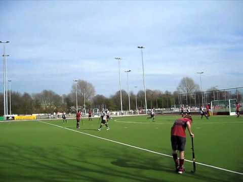 Doelpunt HC Alphen JB3 op 2 april 2011