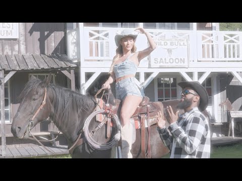 ZadeKing, Carina Dahl - Cowboyhatten (Official Music Video)
