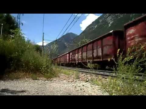 Eisenbahnverkehr in Franzensfeste // Traffico ferroviario a Fortezza *HD
