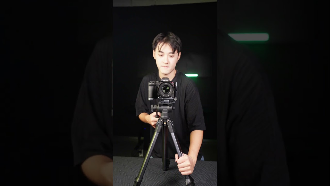 Ulanzi OMBRA 2-WH Universal Stativ aus Kohlefaser, weiss