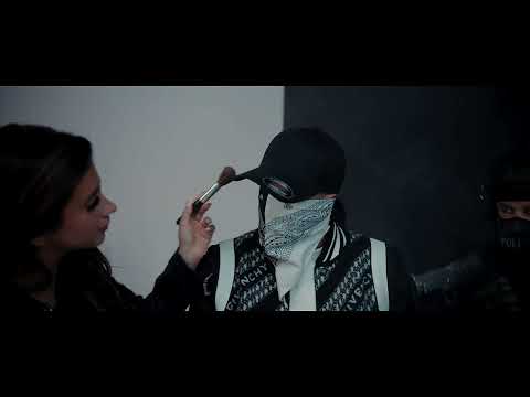 GZUZ ft. AK Ausserkontrolle - Nie Zuhause