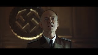 Analiza języka i dialogów w filmie