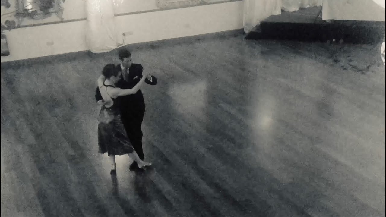 Jenny & Ricardo Oria - Nov 2021 - Canaro 'Pipermint'