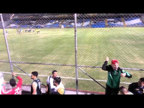 "Furia Verde-entrada de la Barra contra motagua" Barra: Fúria Verde • Club: Marathón • País: Honduras