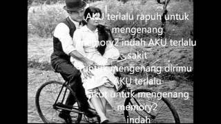Download lagu ACHIE-MEM0RY INDAH lirics mp3 Download lagu ACHIE-MEM0RY INDAH lirics mp3