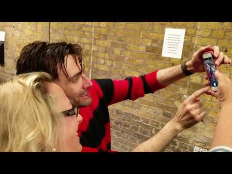 David Tennant signing 2017/05/11 (Wyndham's Theatre)
