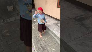 Download lagu There's no such thing as hamood here 🤔😂😂#comedy #funny #trendingshorts mp3