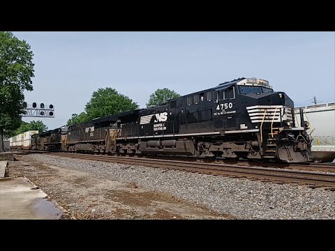 Fantastic QUAD Counterparts! Massive Norfolk Southern #4625 - #27a & NS #4750 - #28r