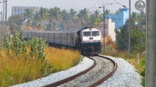 preview picture of video 'WDP 4 (UBL) #20065 blasts past hauling Chennai → Mysore Shatabdi Express'