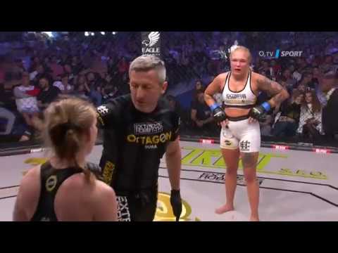 Oktagon 12: Veronika Rodová (CZE) vs. Cornelia Holm (SWE)